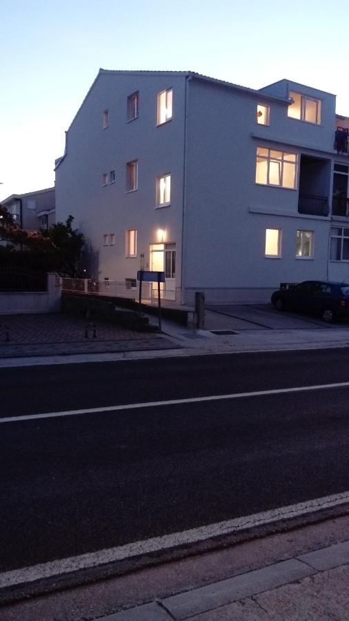Apartman Lea Tučepi エクステリア 写真
